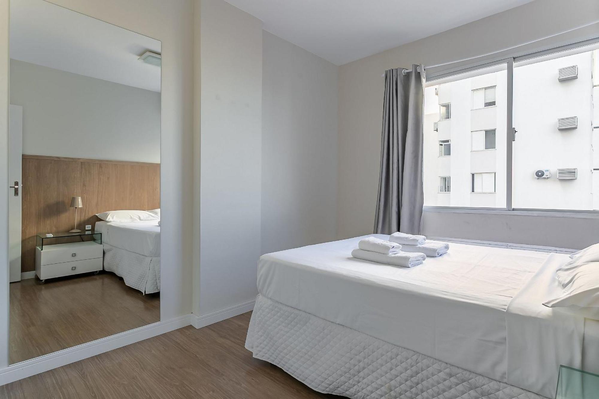 Apartamento 500m Do Market | Vista Parcial Do Mar #ca36 Florianópolis